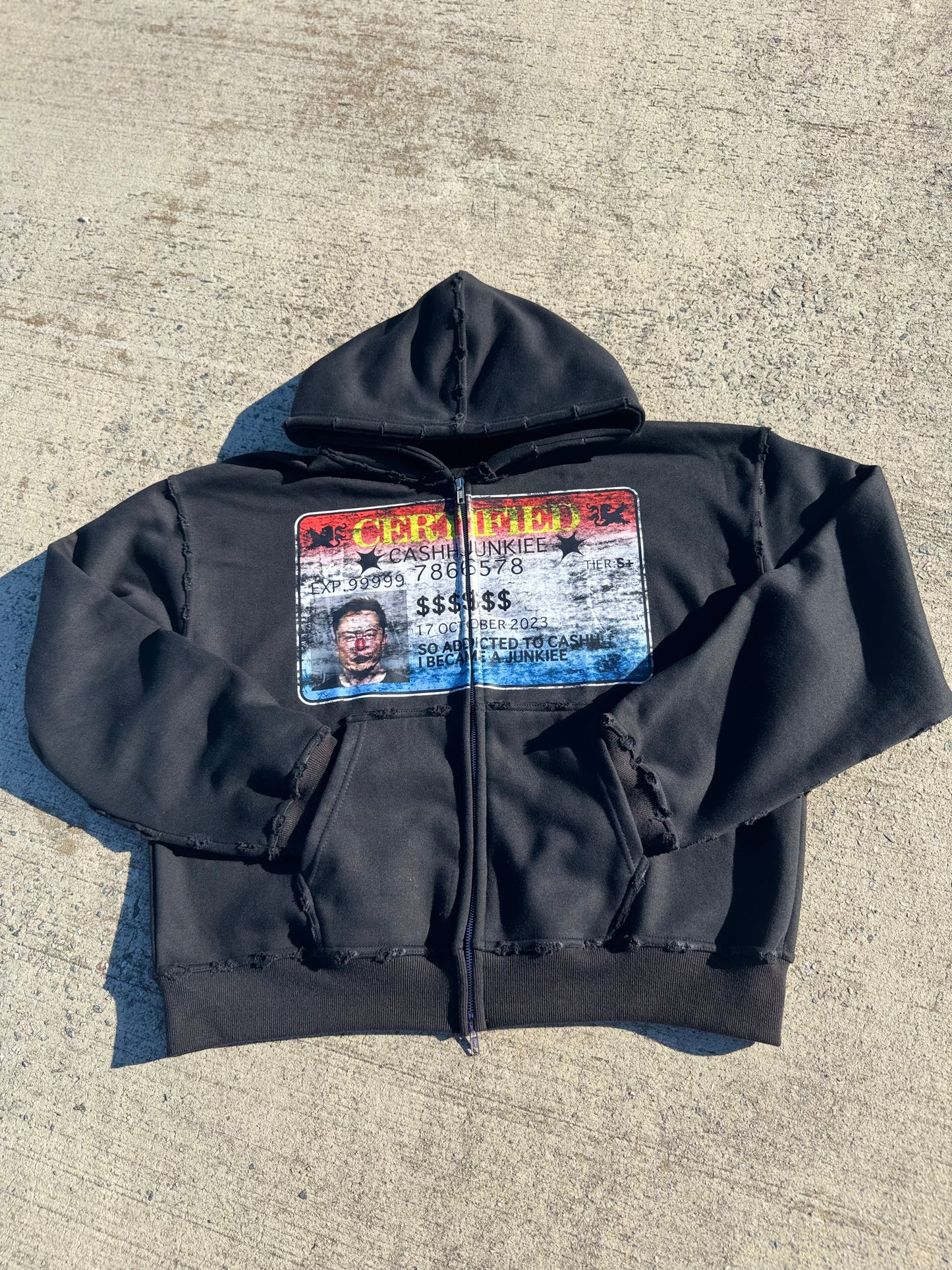 ELON ZIPUP